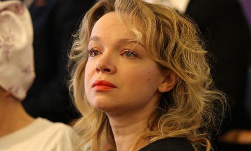 Охрана Первого канала оттащила бьющуюся в припадке Цымбалюк-Романовскую